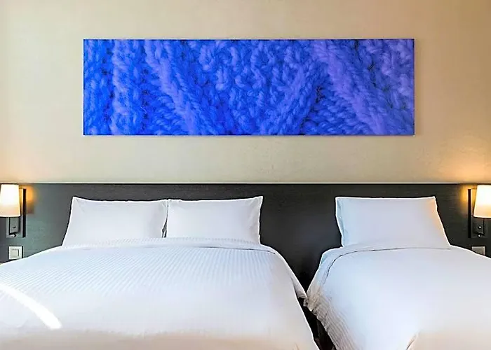 Ibis Ambassador Centre Отель 3*